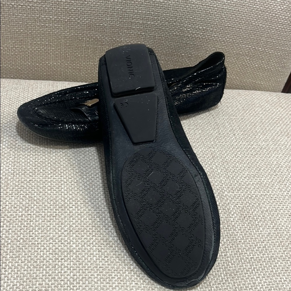 Women's Black Loafers - Picture 2 of 7